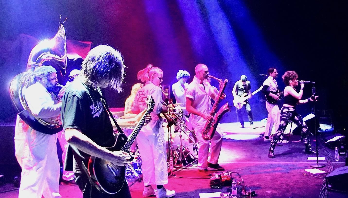 Kenny Bentley performing with Brass Against and Tool
